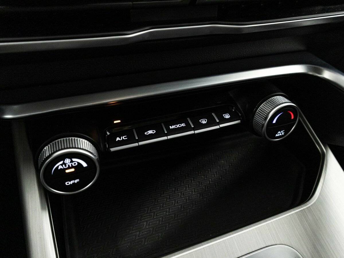 Geely Coolray, 2021 Фото №20