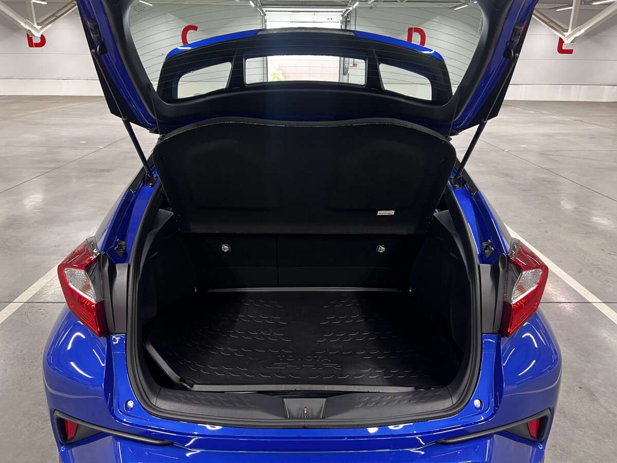 Toyota C-HR, 2019 Фото №10