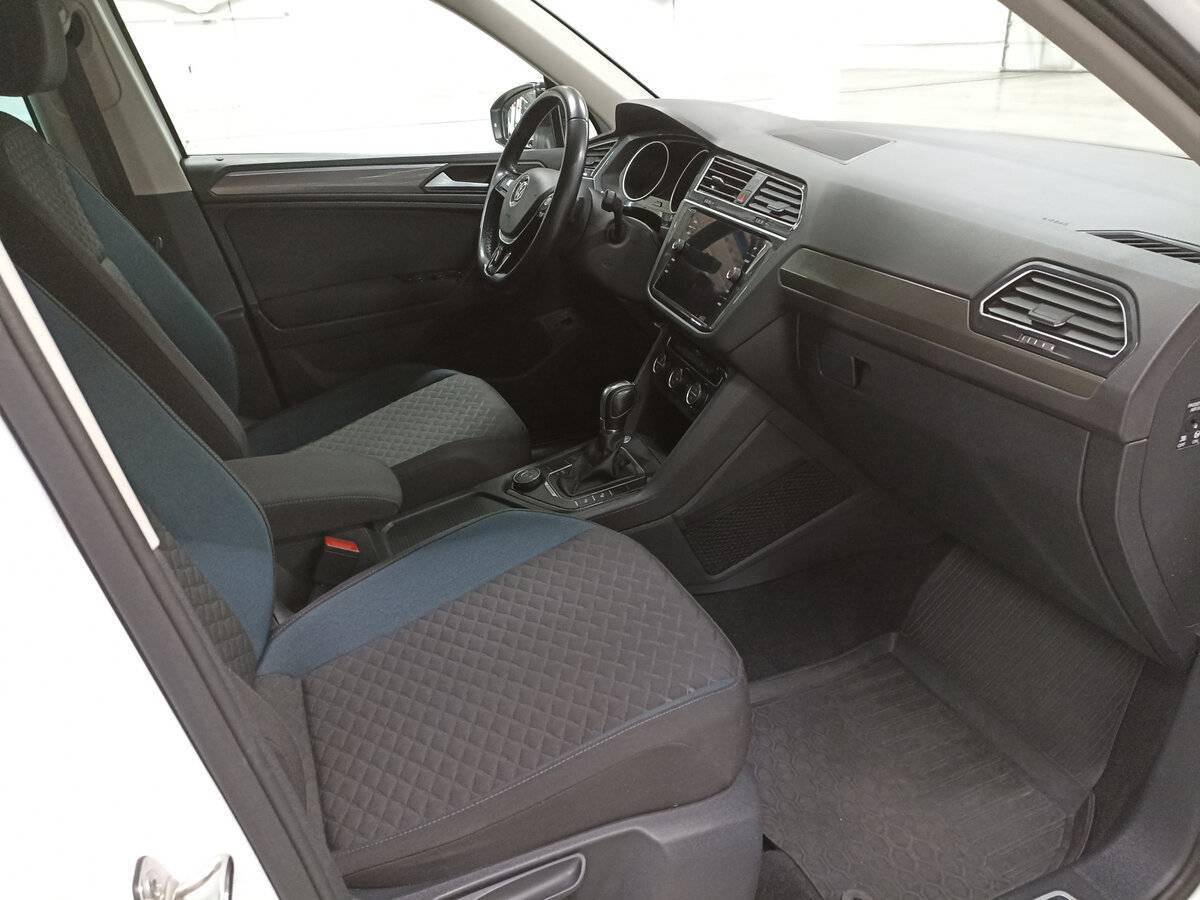 Volkswagen Tiguan, 2019 Фото №11
