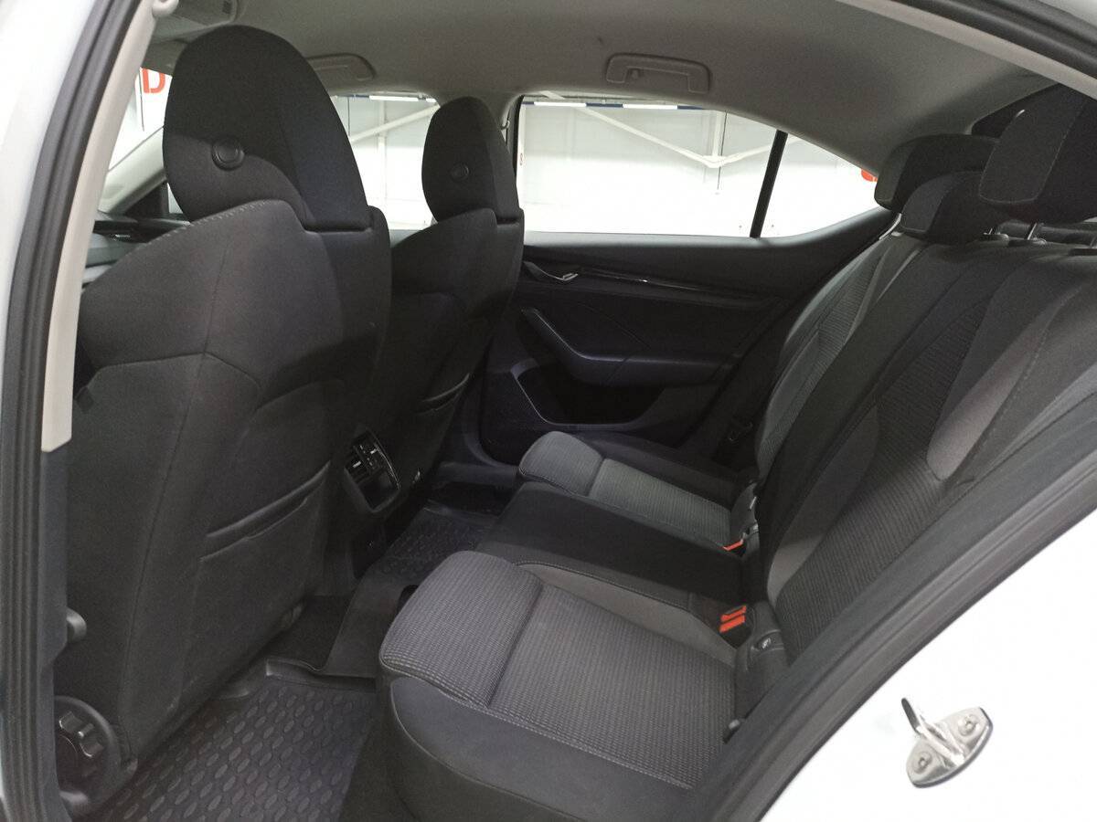 Skoda Octavia, 2021 Фото №12