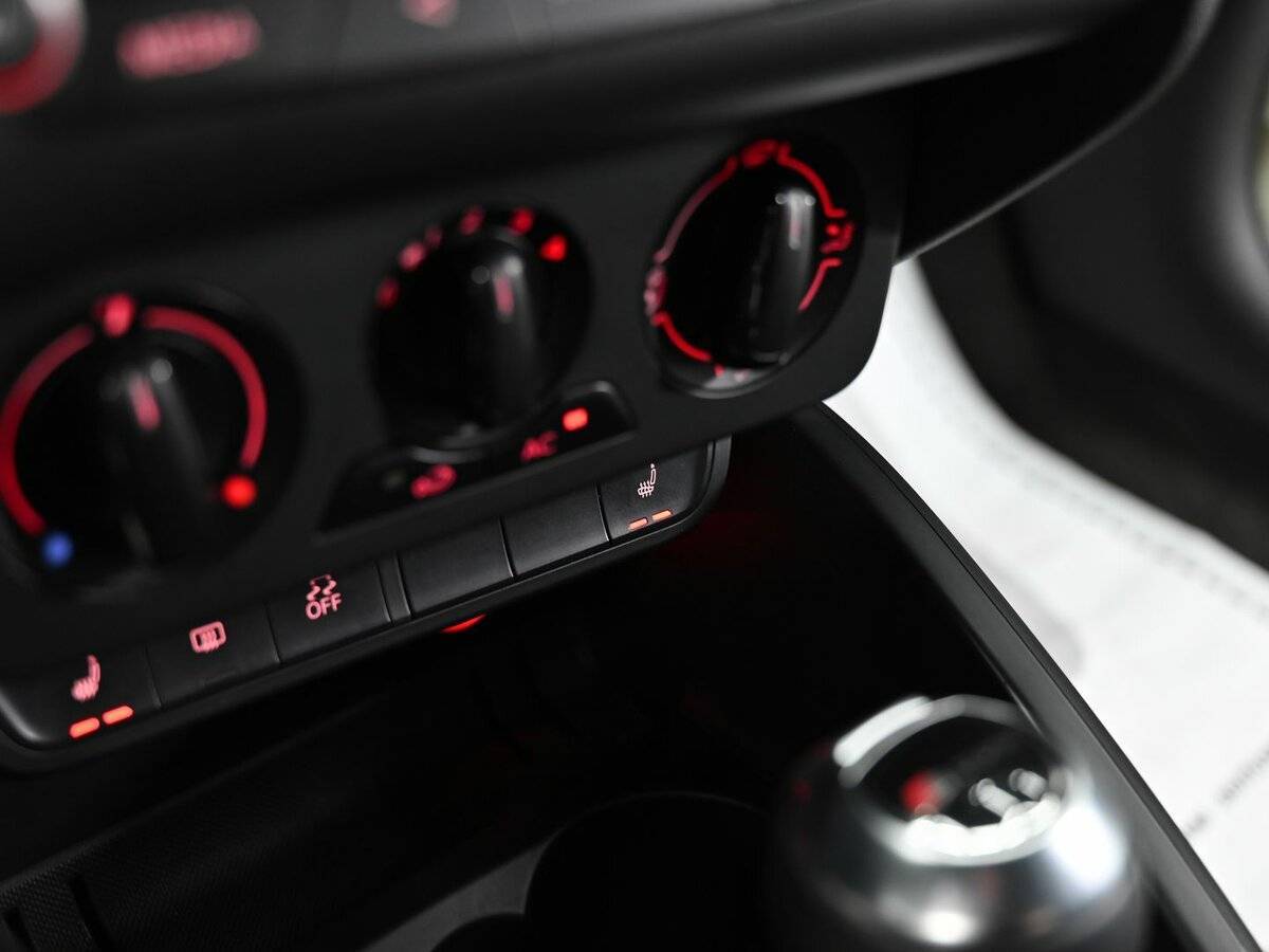 Audi A1, 2012 Фото №10