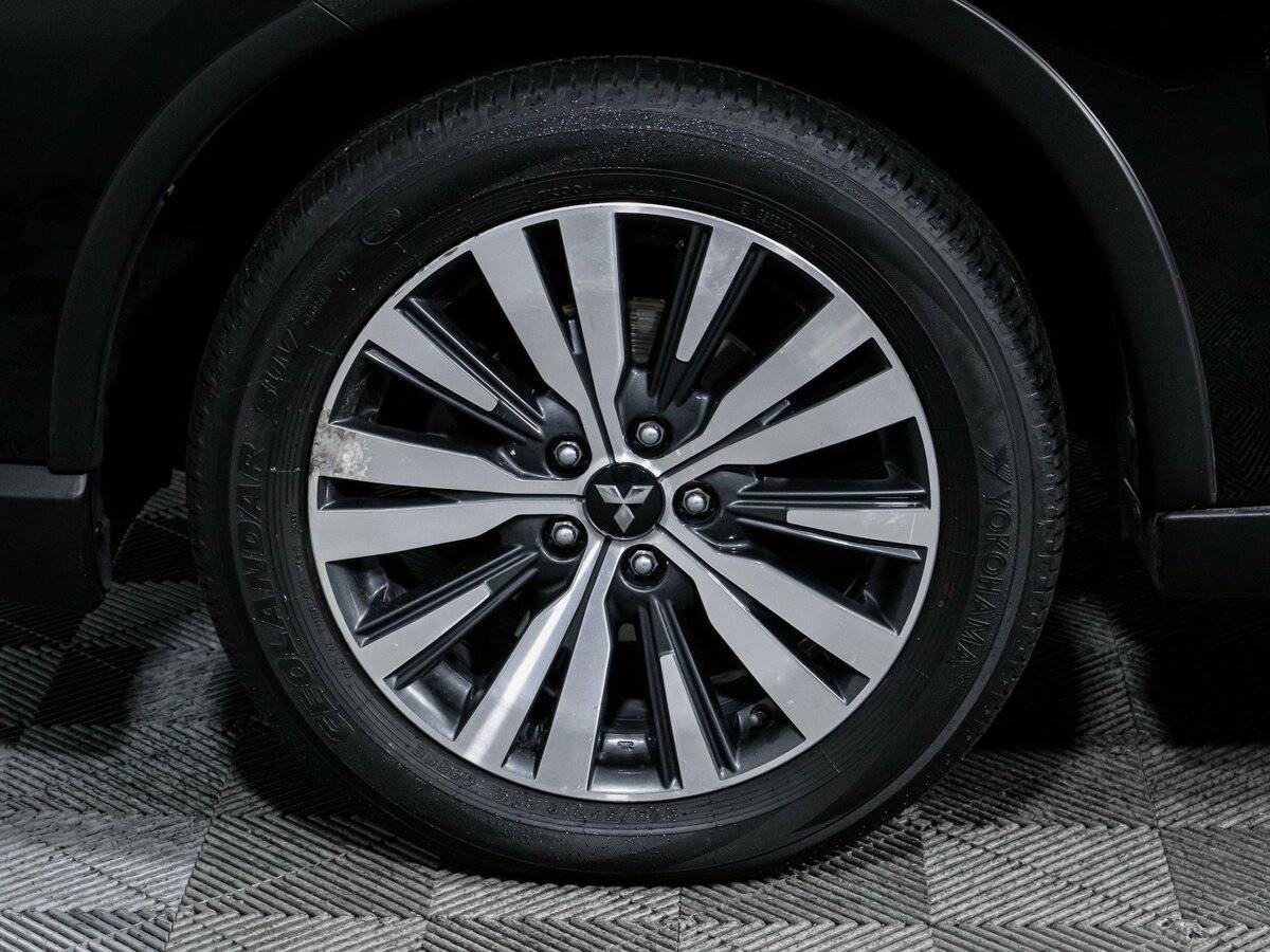 Mitsubishi Outlander, 2021 Фото №15