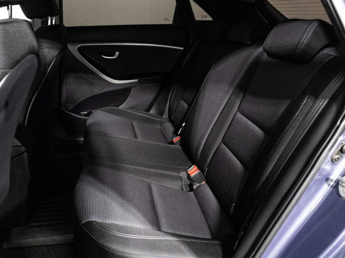 Hyundai i30, 2012 Фото №10
