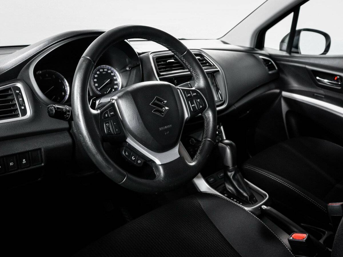 Suzuki SX4, 2016 Фото №14