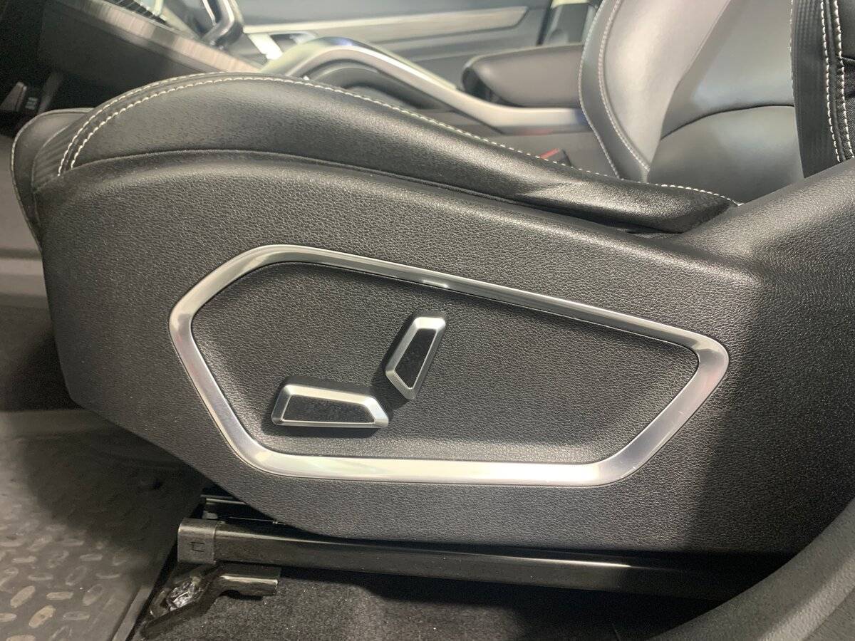 Geely Atlas Pro, 2023 Фото №17