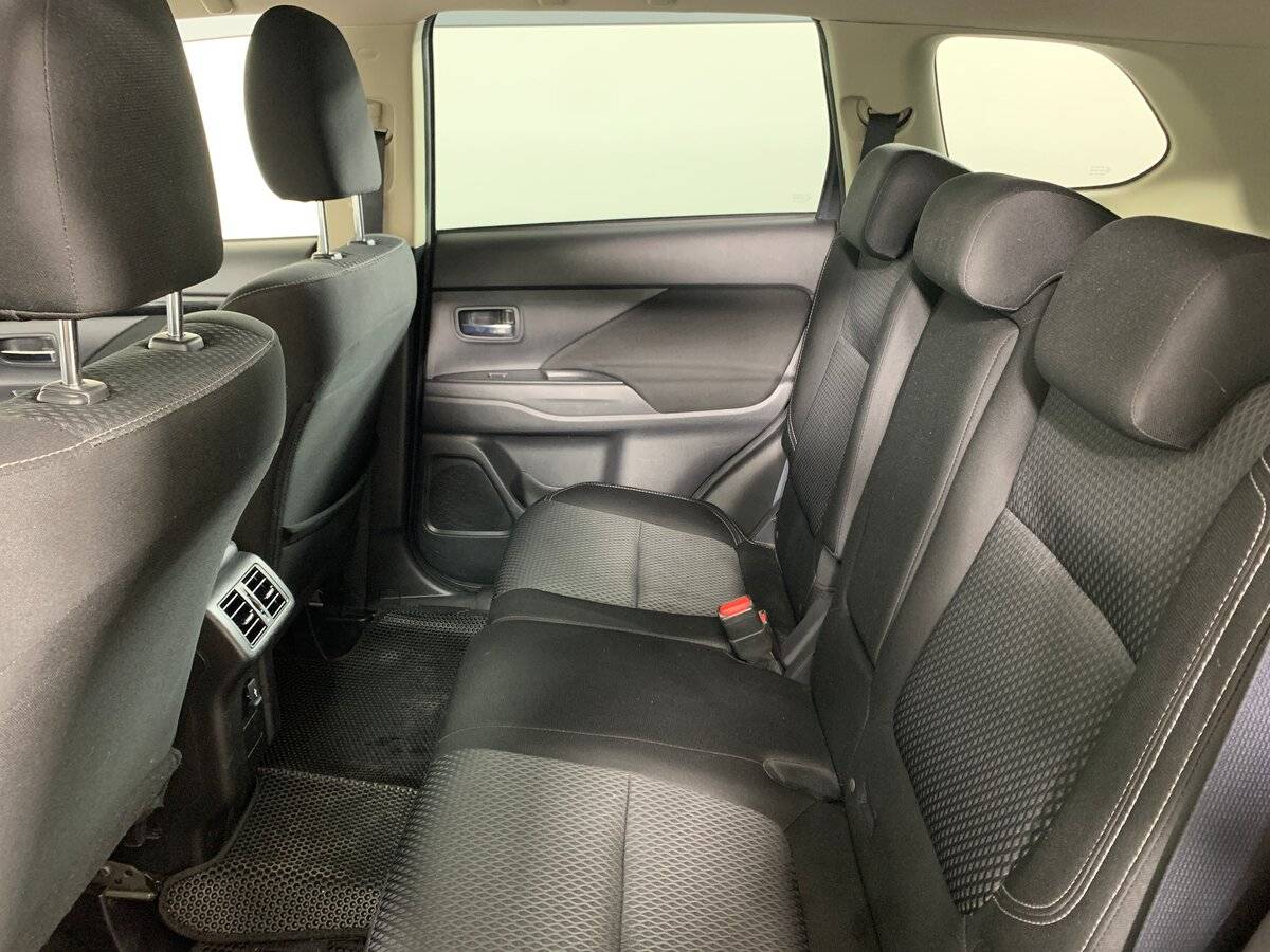Mitsubishi Outlander, 2019 Фото №18