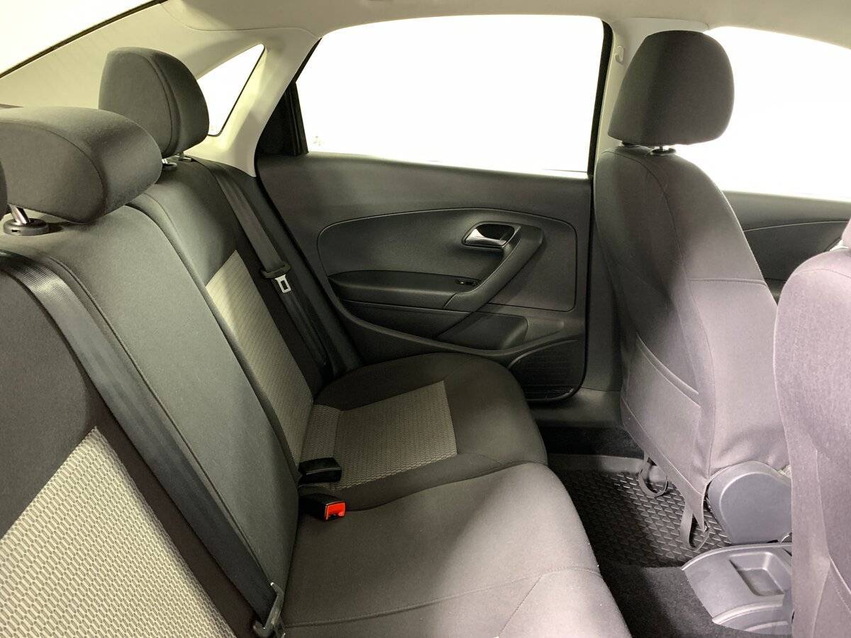 Volkswagen Polo, 2014 Фото №17