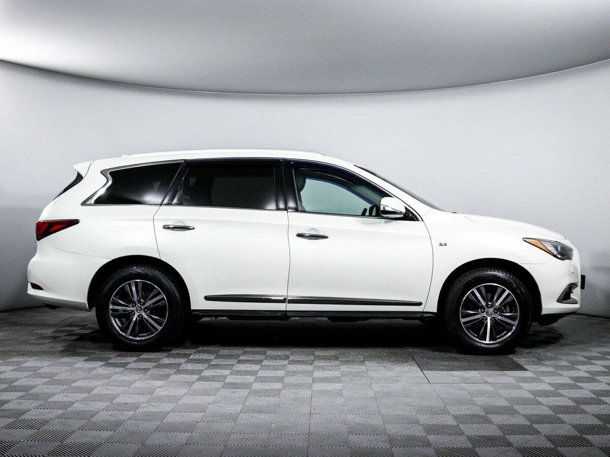 Infiniti QX60, 2017 - 118 760 км. | Фото №4