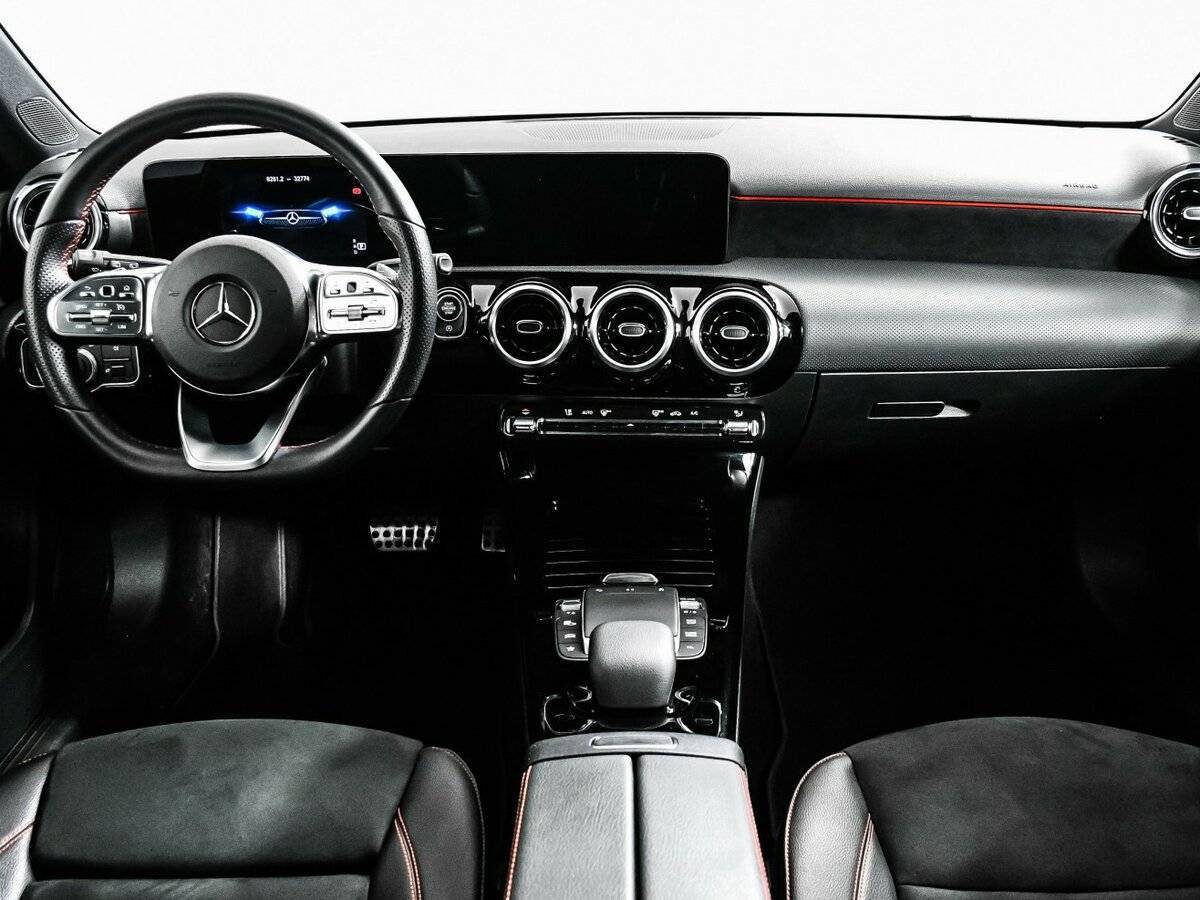 Mercedes-Benz A-Класс 200, 2021 Фото №11