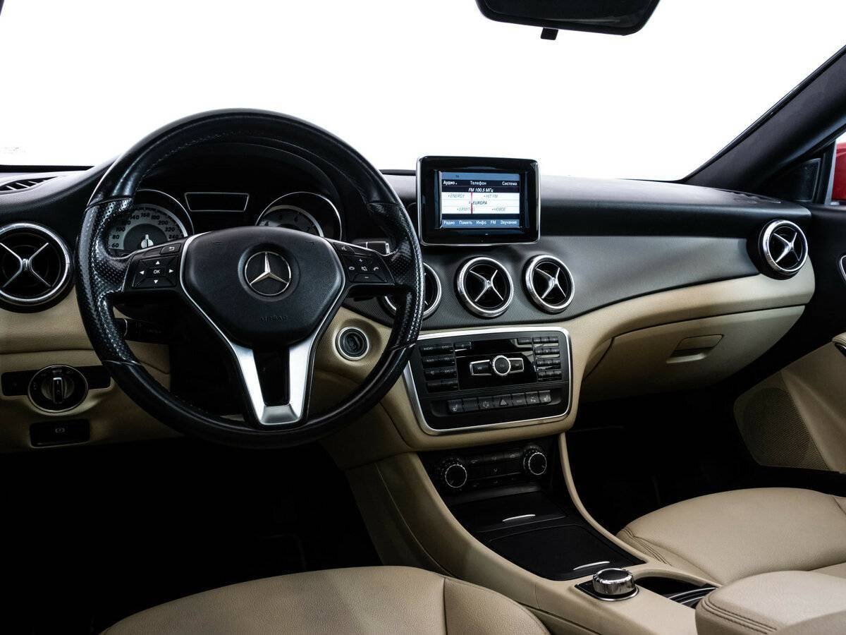 Mercedes-Benz CLA 200, 2013 Фото №9