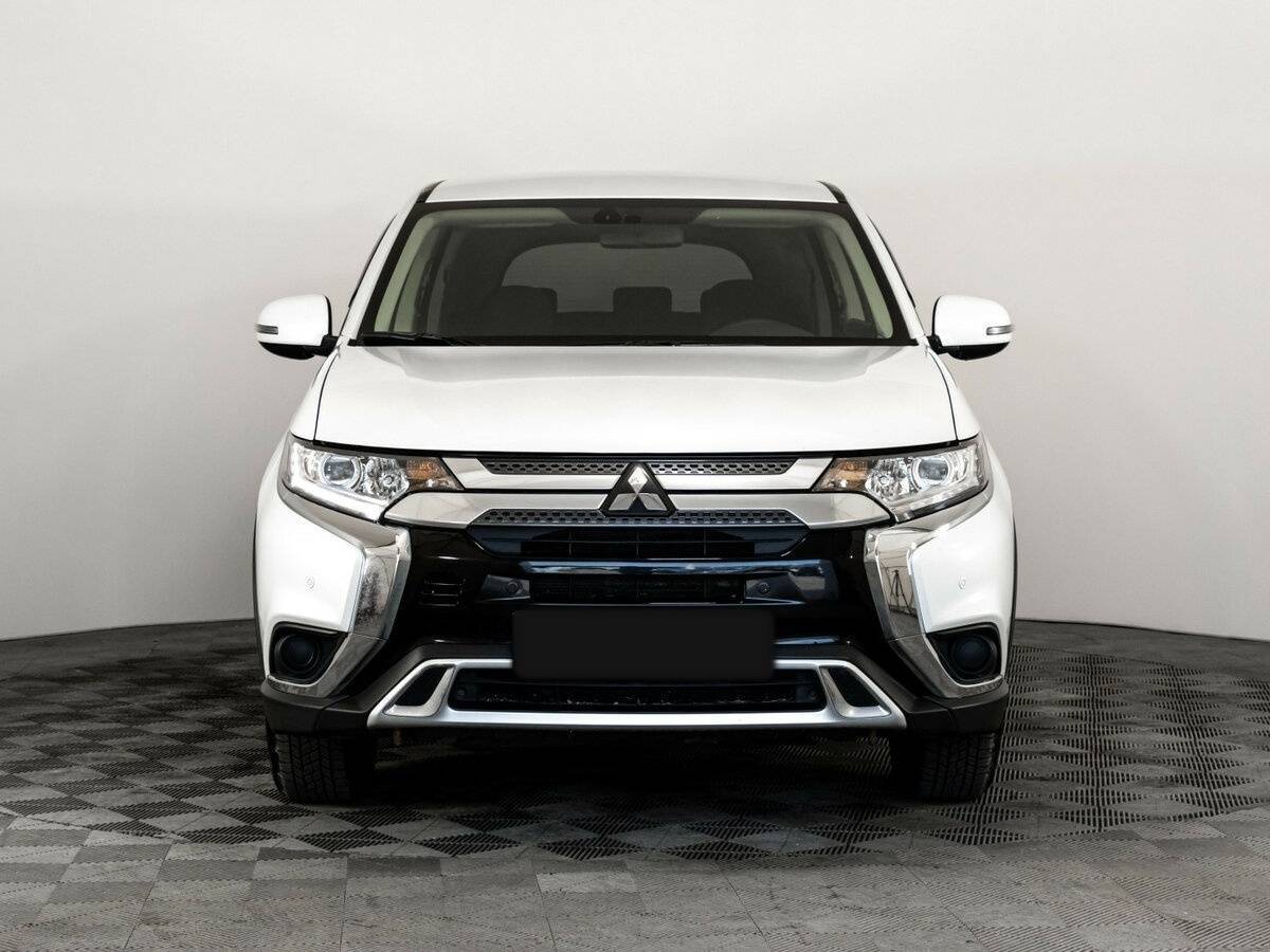 Mitsubishi Outlander, 2019 - 56 706 км. | Фото №2