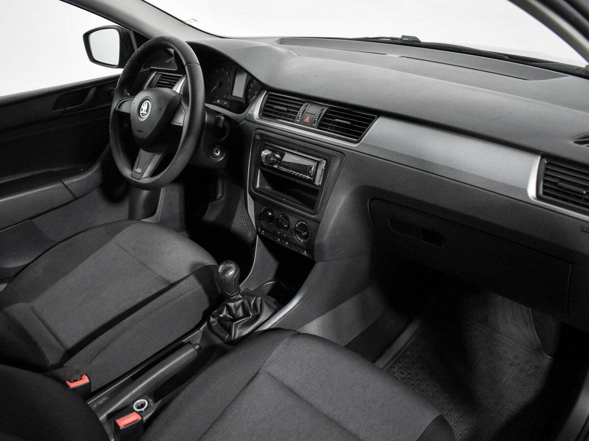 Skoda Rapid, 2014 Фото №14