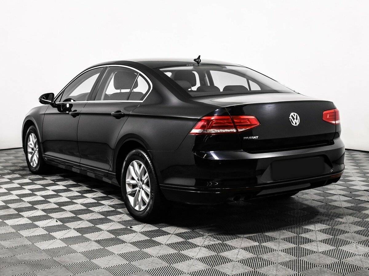 Volkswagen Passat, 2018 - 99 000 км. | Фото №7