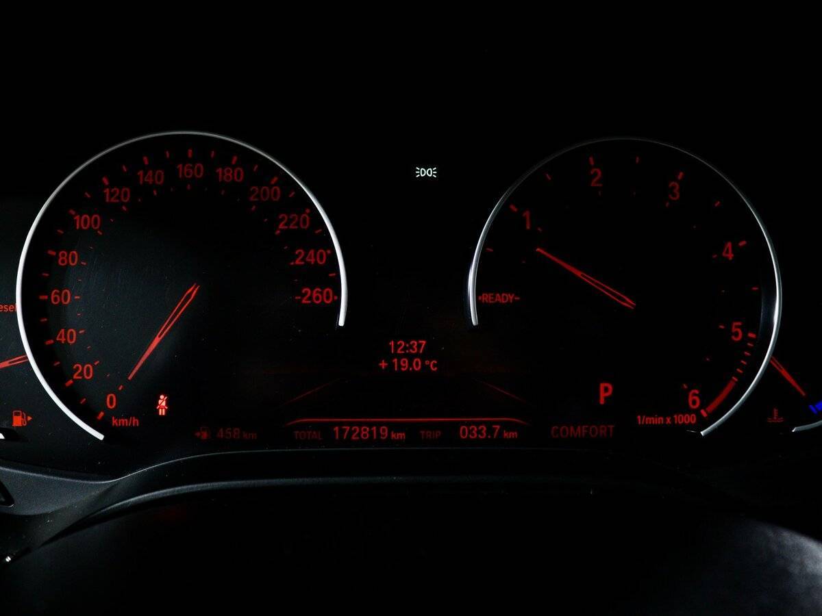 BMW 5 серии 520d xDrive, 2018 Фото №11