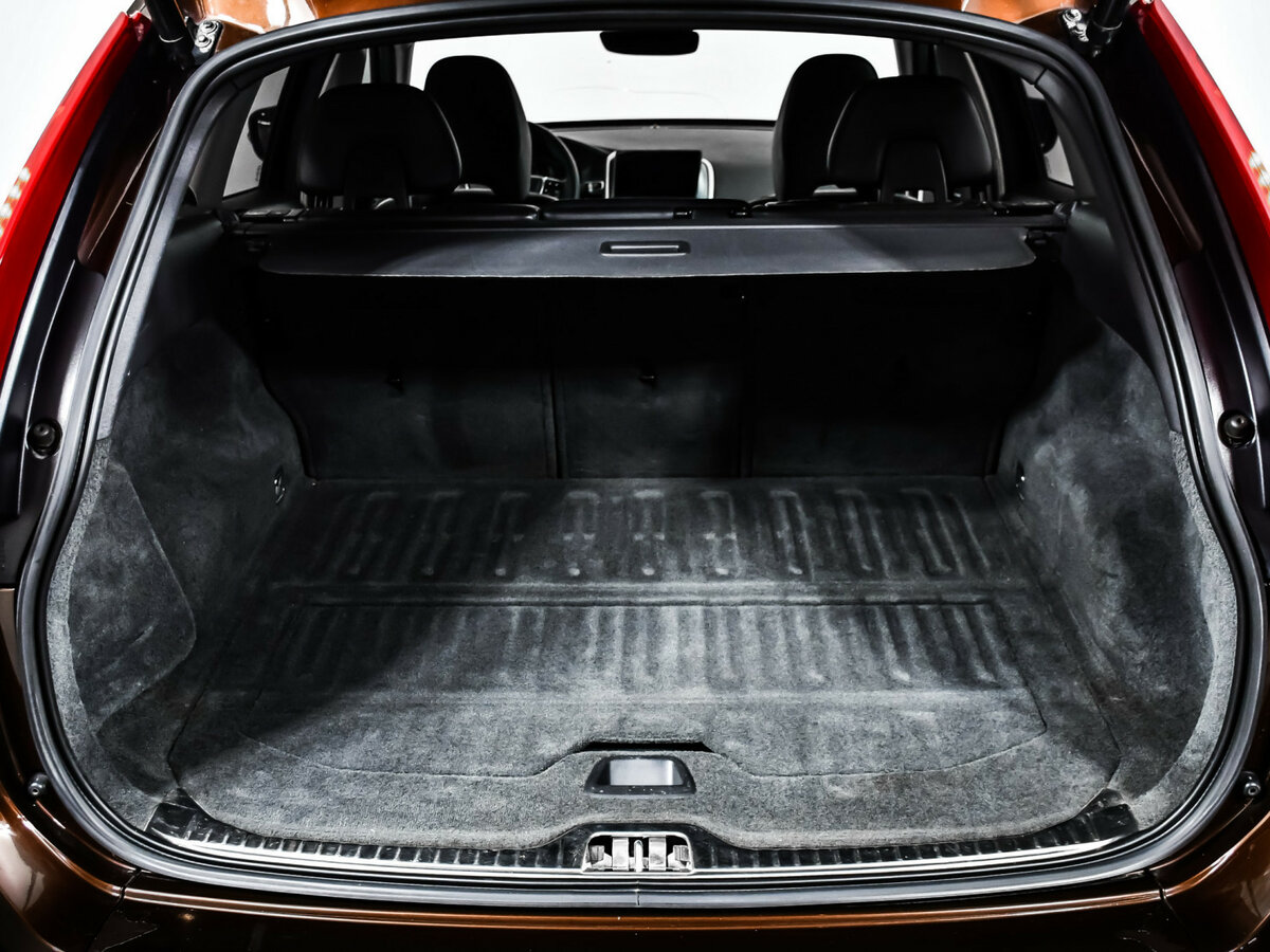 Volvo XC60 I Рестайлинг, 2015 Фото №17