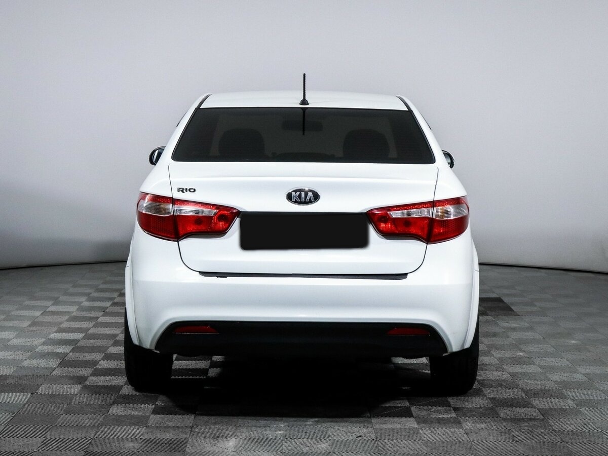Kia Rio 5-speed III, 2013 Фото №5