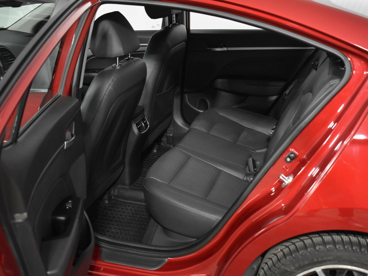 Hyundai Elantra VI (AD) Рестайлинг, 2019 Фото №11