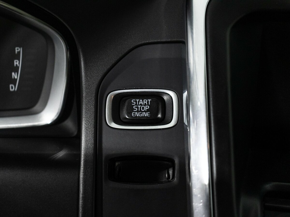 Volvo XC60 I Рестайлинг, 2016 Фото №17