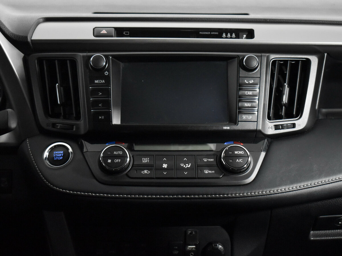 Toyota RAV4 IV (XA40) Рестайлинг, 2017 Фото №18