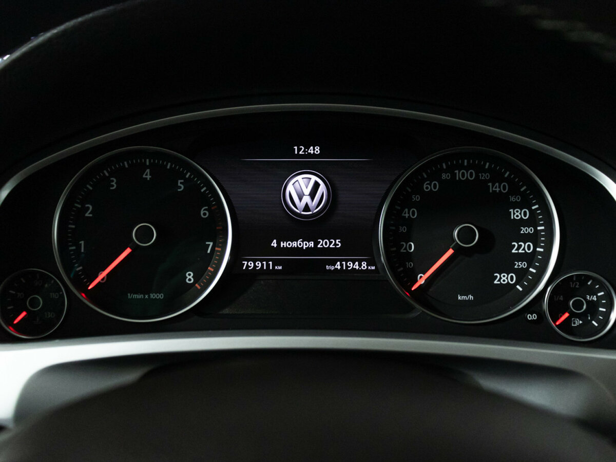 Volkswagen Touareg II, 2014 Фото №11