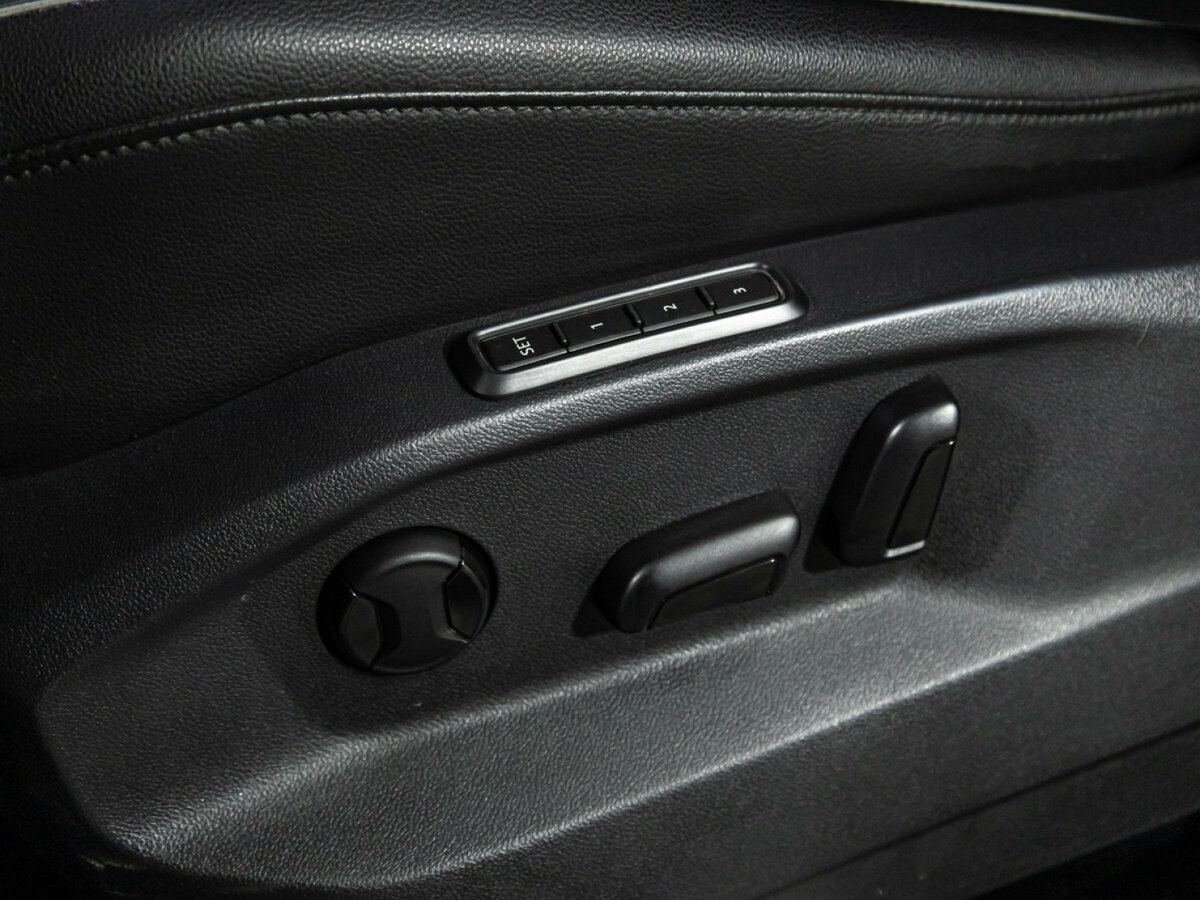 Volkswagen Tiguan II, 2018 Фото №16