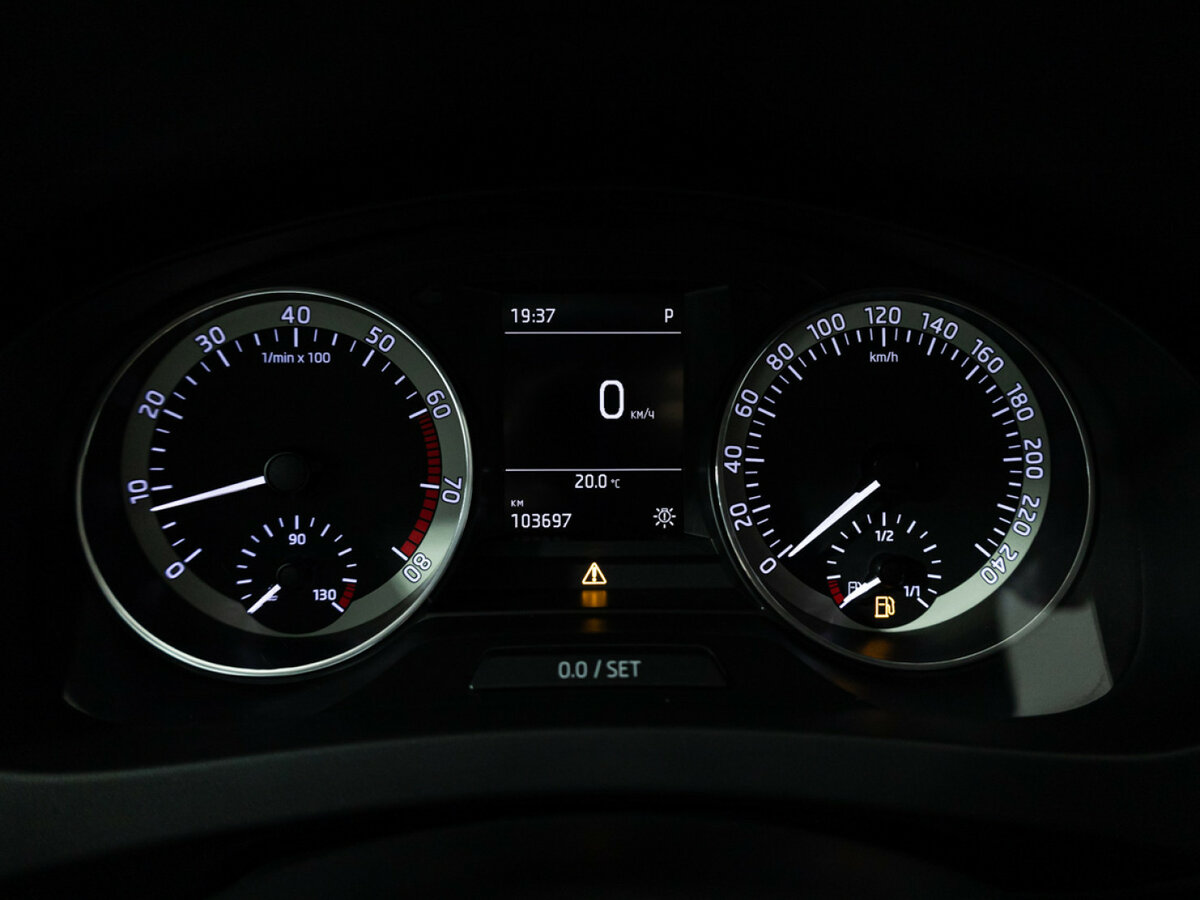 Skoda Rapid I, 2016 Фото №12