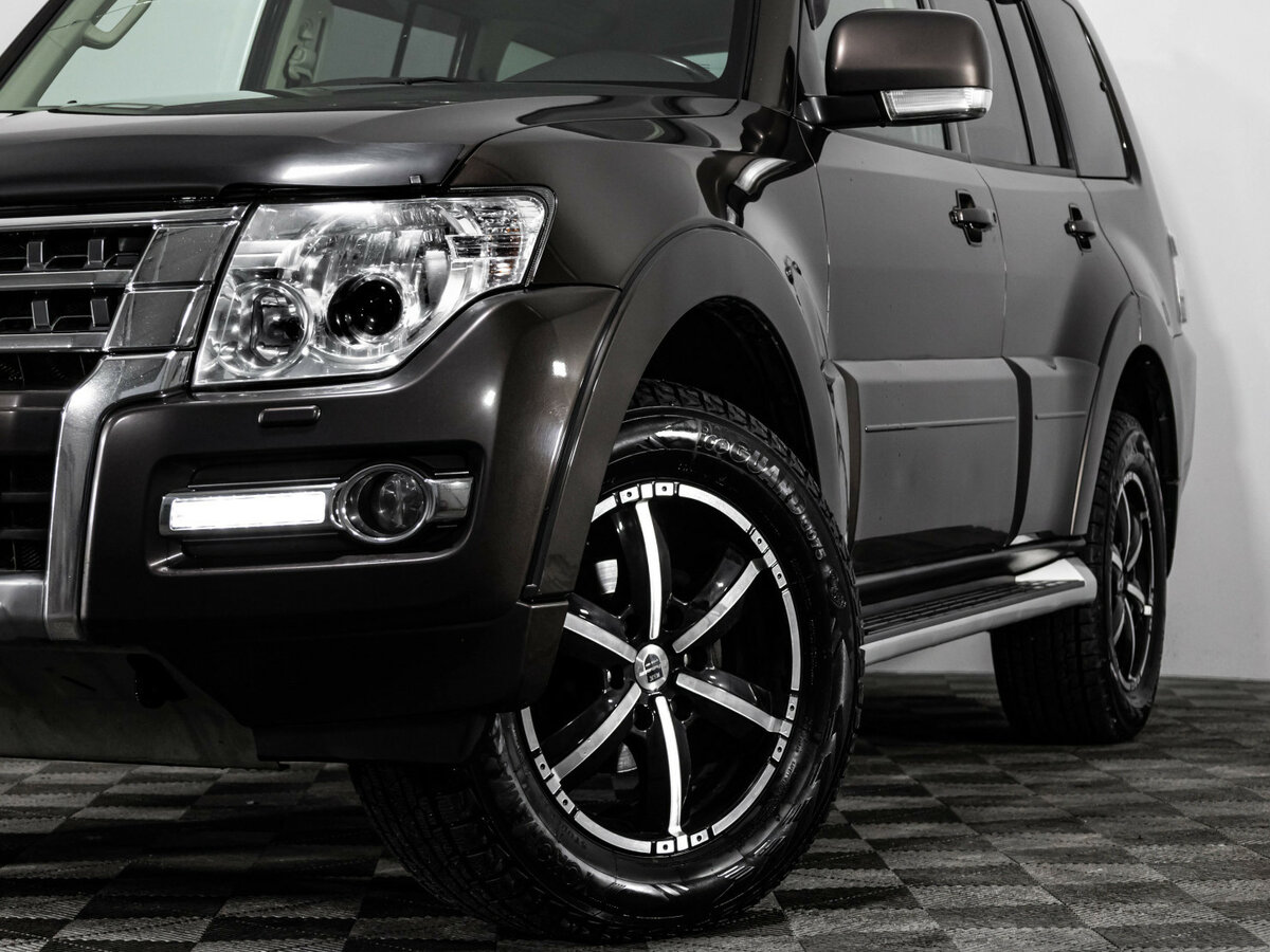 Mitsubishi Pajero IV Рестайлинг 2, 2017 - 110 534 км. | Фото №2