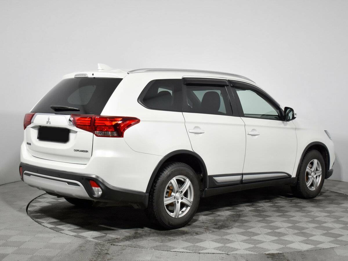 Mitsubishi Outlander III Рестайлинг 3, 2019 - 70 374 км. | Фото №4