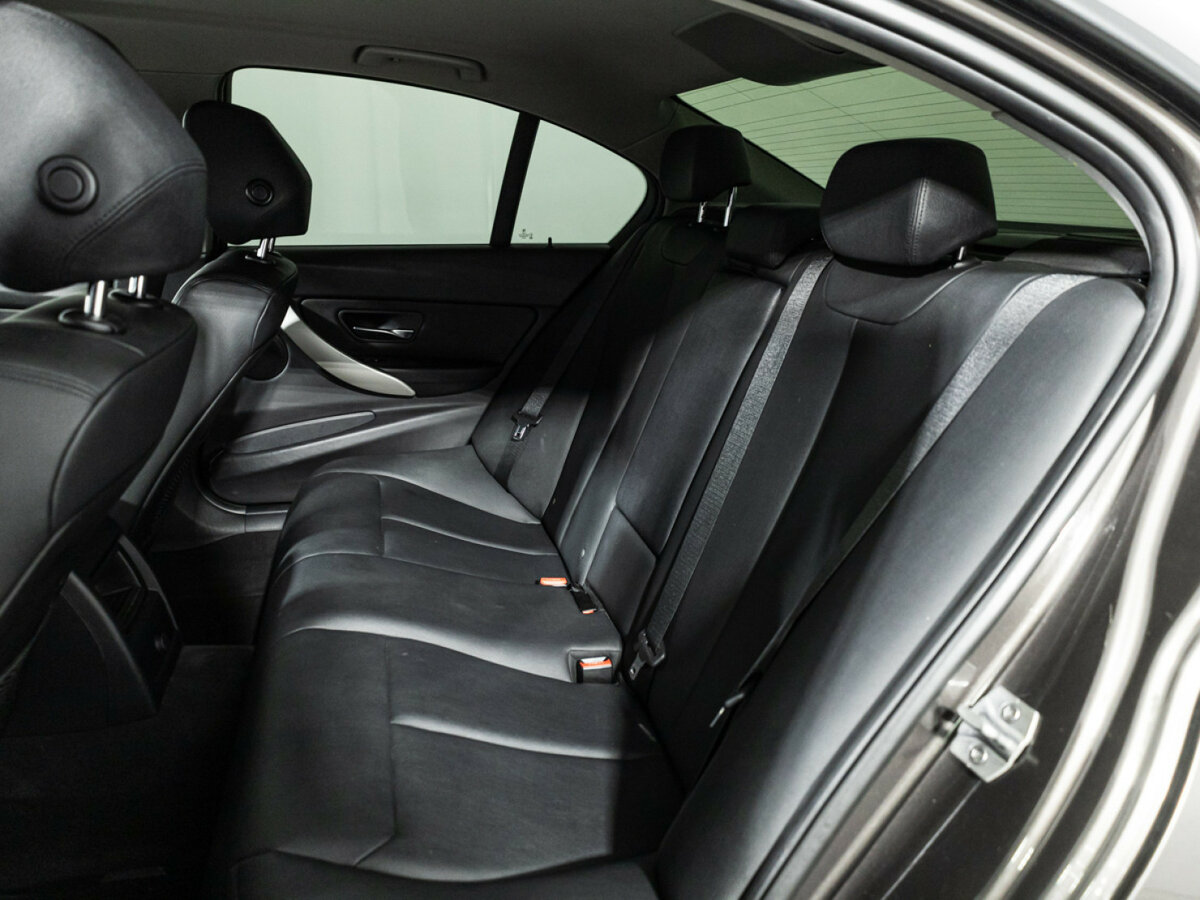 BMW 3 серии 320i VI (F3x), 2015 Фото №10