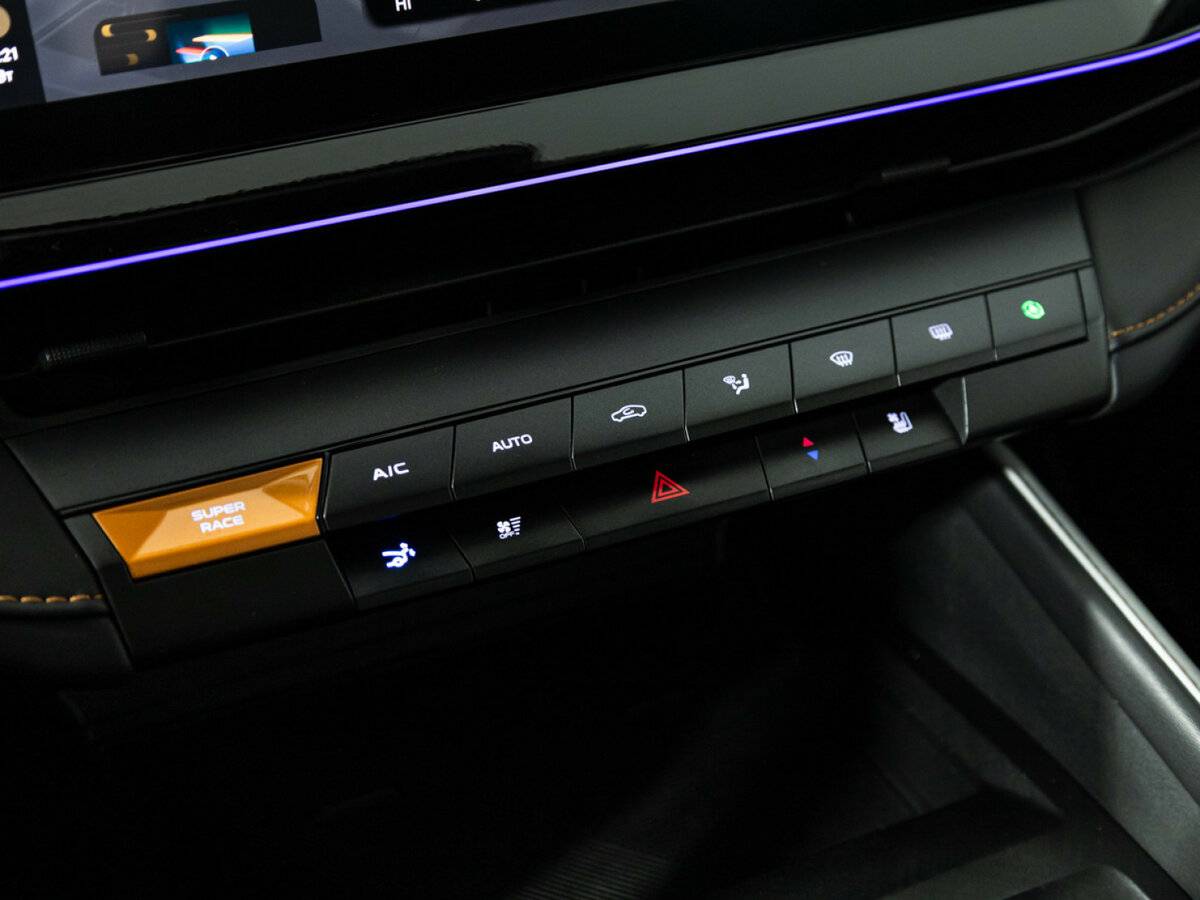 Changan UNI-V I, 2024 Фото №18