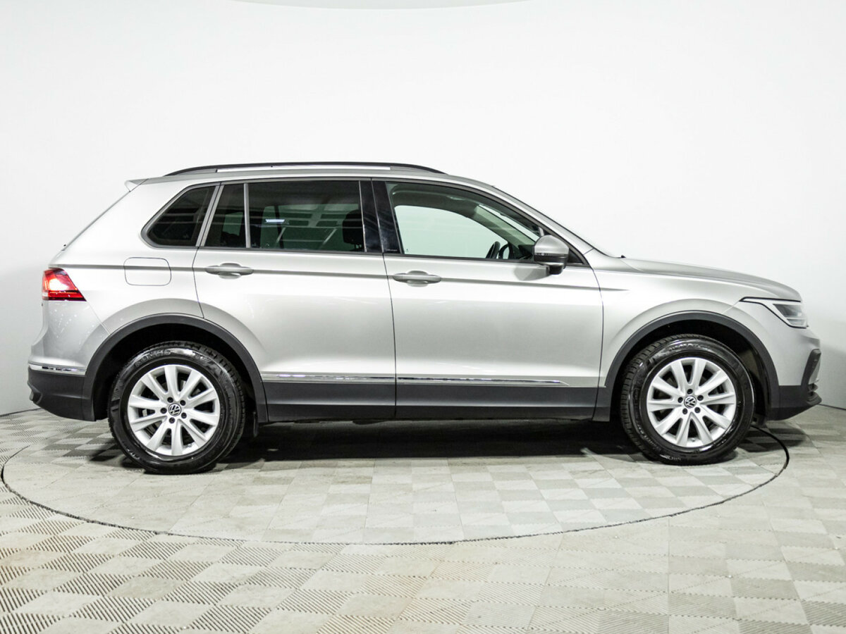 Volkswagen Tiguan II Рестайлинг, 2021 - 63 490 км. | Фото №4