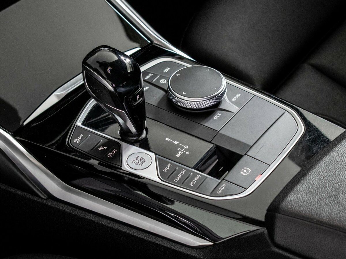 BMW 3 серии 318d VII (G2x), 2021 Фото №14