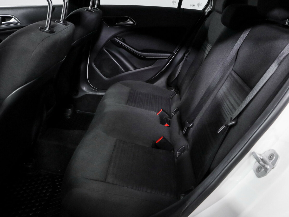 Mercedes-Benz A-Класс 180 III (W176), 2014 Фото №7