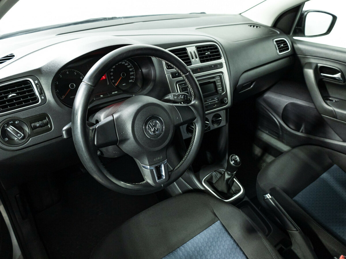 Volkswagen Polo V, 2013 Фото №11