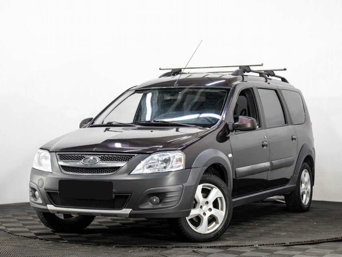 Lada (ВАЗ) Largus Cross, 2018 - 140 000 км. | Фото №1