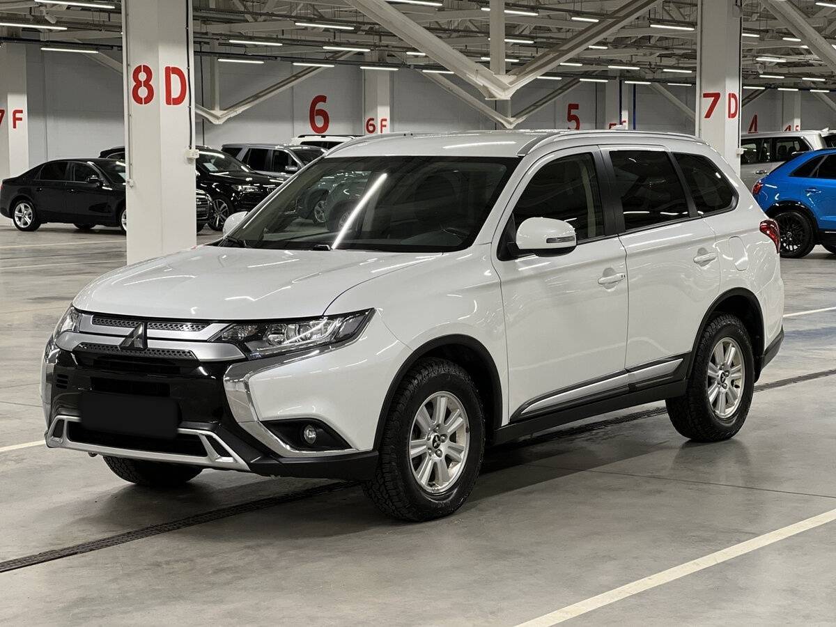 Mitsubishi Outlander, 2021 - 61 052 км. | Фото №1